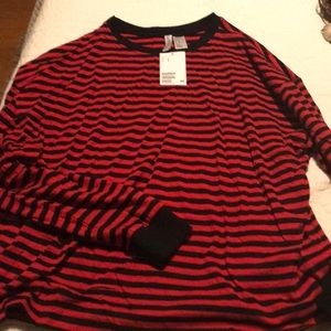 Red and black striped H&M T-shirt